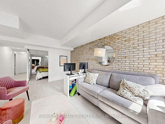 3rd image of 39 Sherbourne St #303