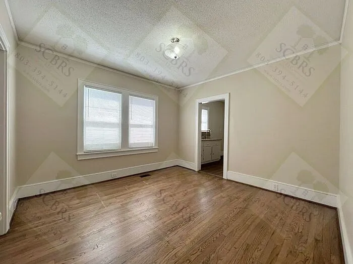 606 Muller Ave — Photo 6