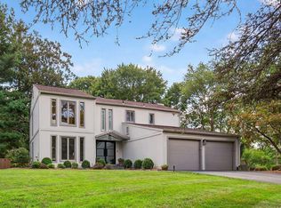 1407 Wolftrap Run Rd, Vienna, VA 22182