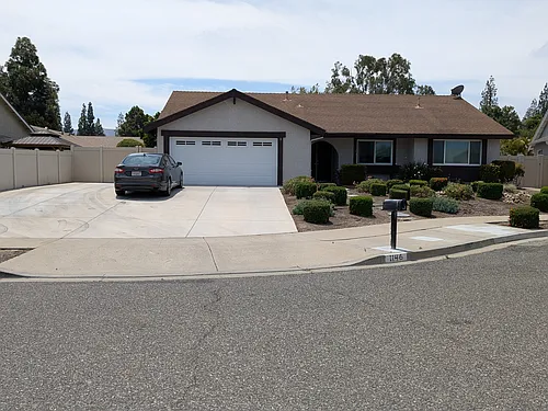 1146 Hudson Ct Photo 1