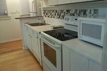 3rd image of 620 Belleview Blvd