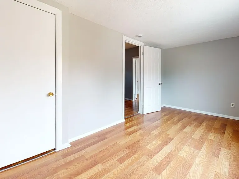 888 Rondel Rd — Photo 3