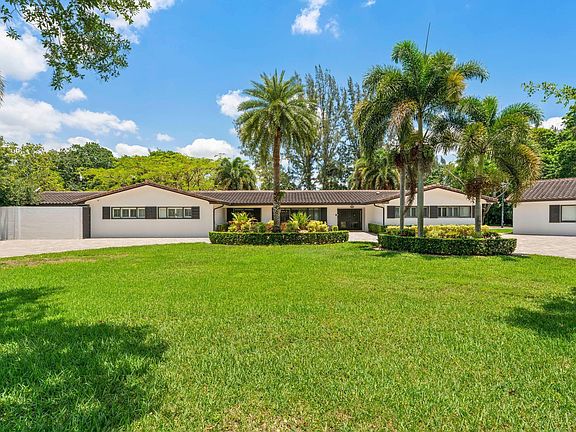 2nd image of 14701 Sunset Lane