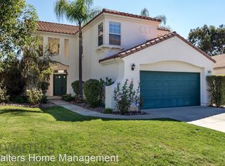 2418 Fallbrook Pl, Escondido, CA 92027