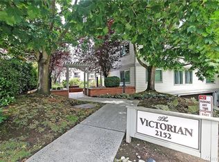 2152 N 112th St UNIT 103, Seattle, WA 98133