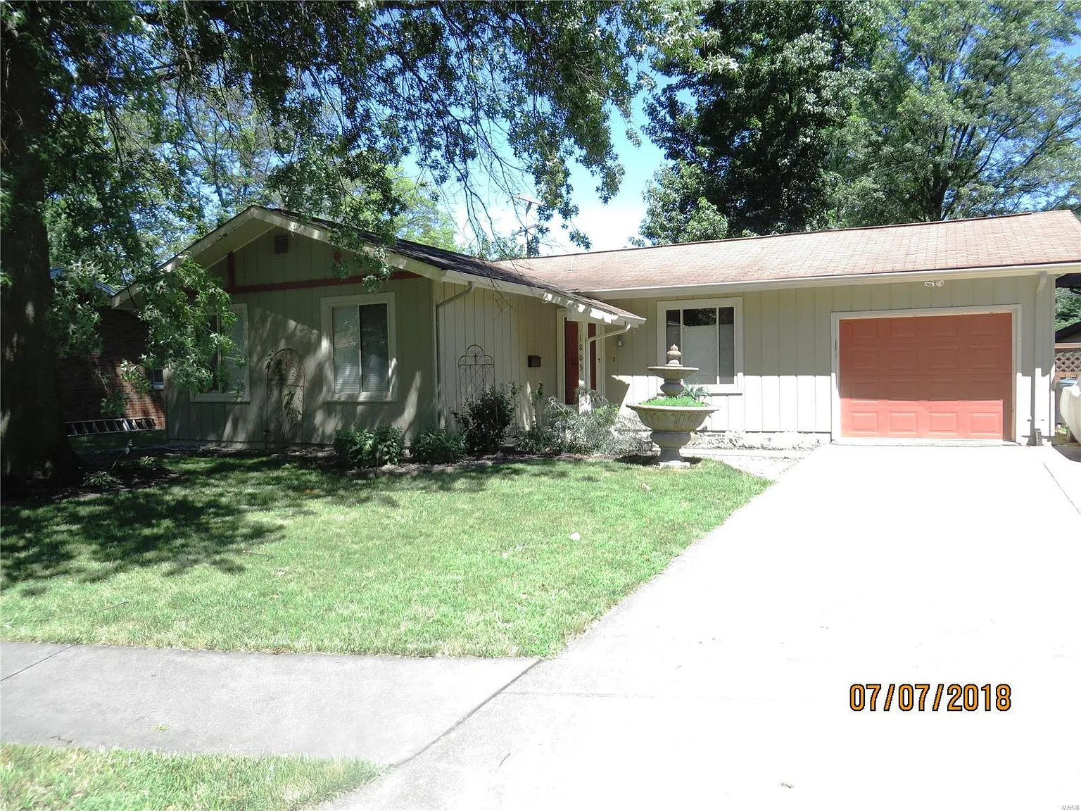 1805 Stanford Pl photo 1