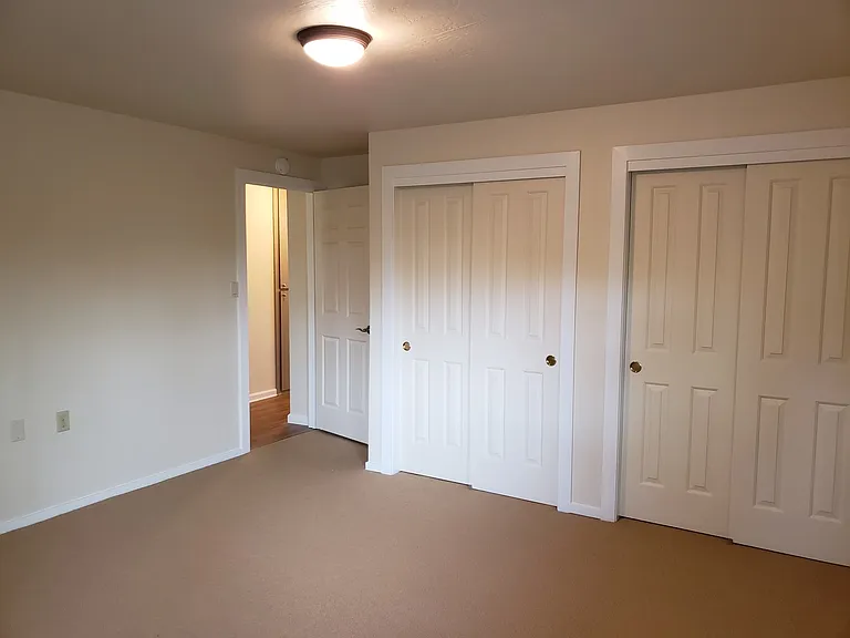 155 Meadow Gate Rd — Photo 6