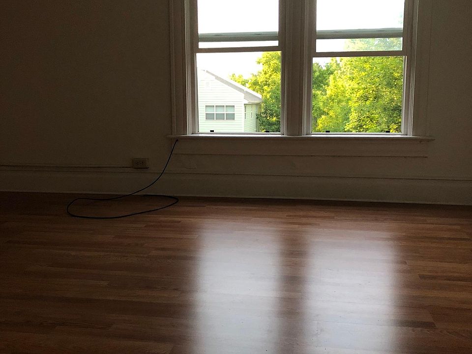 1st image of 321 S 1st St W APT 2