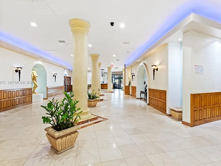3725 S Ocean Dr #921 — Photo 21