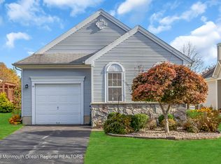 28 Gabriella Cir, Manchester, NJ 08759