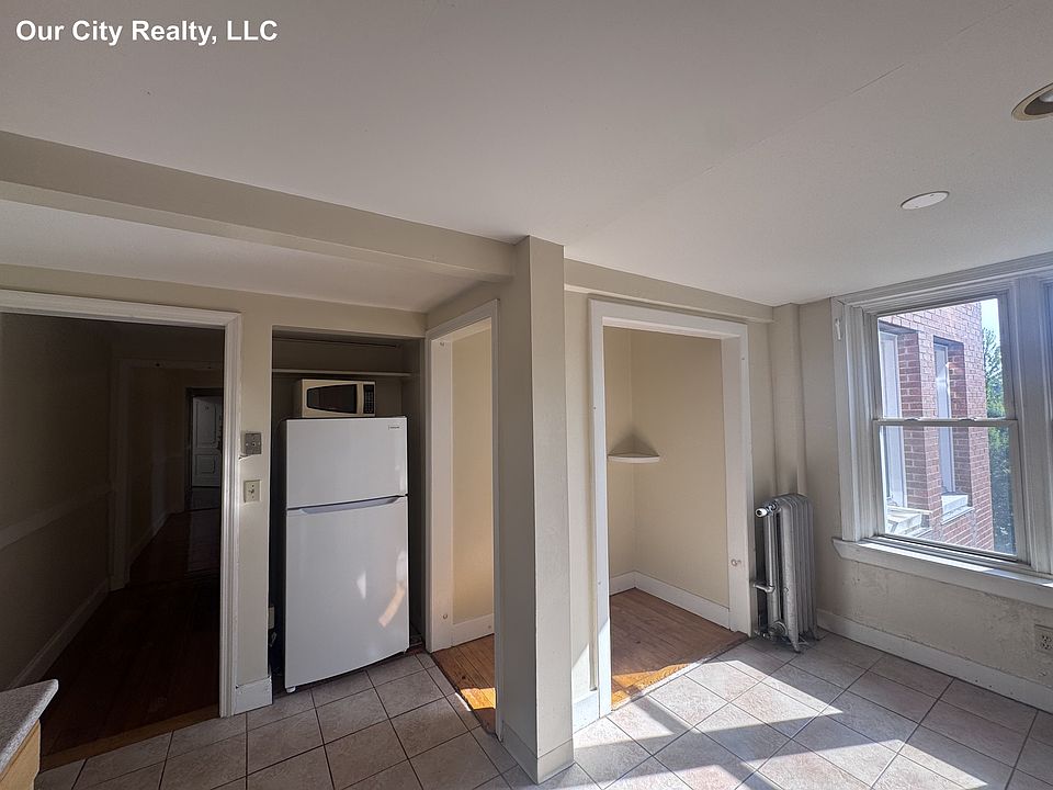 1st image of 7 Craigie Cir APT 54