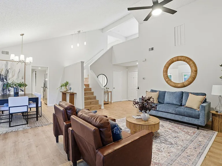 8 Coyle Creek Cir — Photo 22