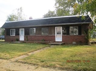 323 W Commerce St, Dunkirk, IN 47336