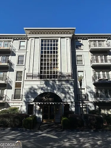 3201 Lenox Rd NE Photo 1