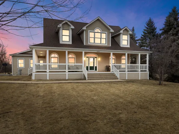 15870 Anna Dr, Wadsworth, IL 60083