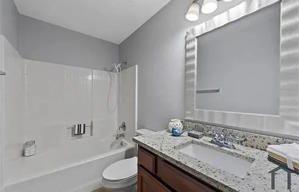 236 Birdbrook Dr — Photo 12
