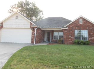 12103 N 107th East Ct, Collinsville, OK 74021