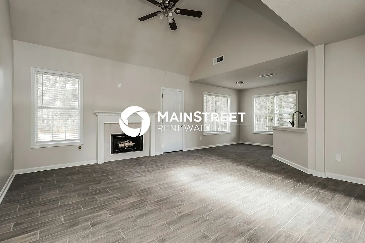 Living Room - 750 Stonehaven Chase