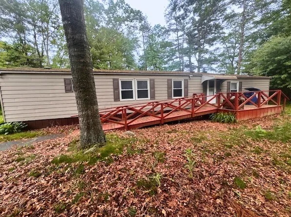 217 Cheshire Park Cir, West Wareham, MA 02576