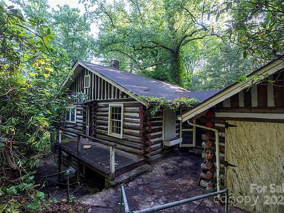 2nd image of 607 Woodbyne Ln