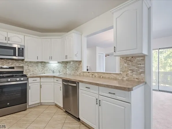 50 Kayser Ln, West Orange Twp., NJ 07052