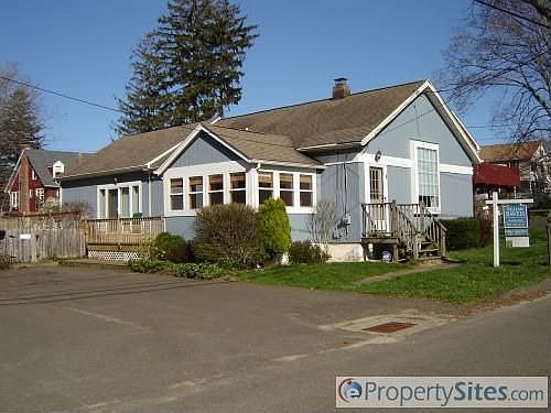 1st image of 4 Cocheco Ave