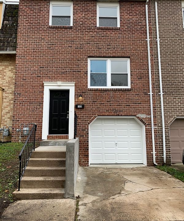 1st image of 1438 Boxwood Dr