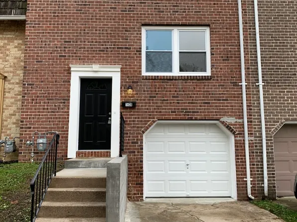1438 Boxwood Dr, Blackwood, NJ 08012