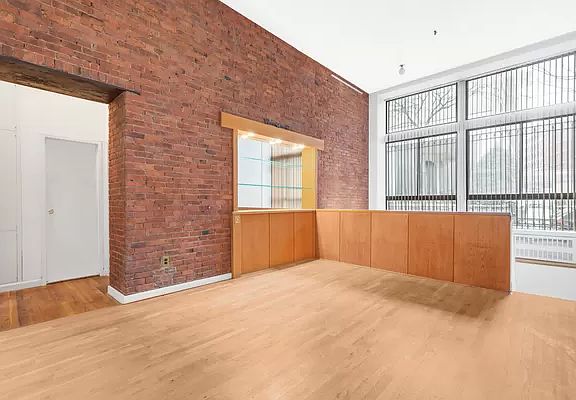 3rd image of 303 Mercer St APT A102