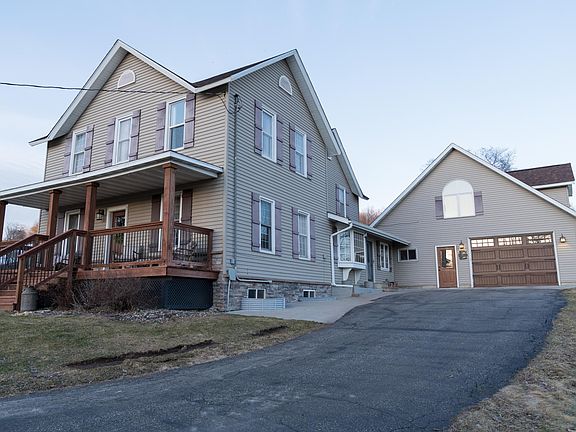 2nd image of S694 Gilman Valley Rd