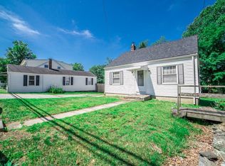 1782 W Main Rd, Middletown, RI 02842