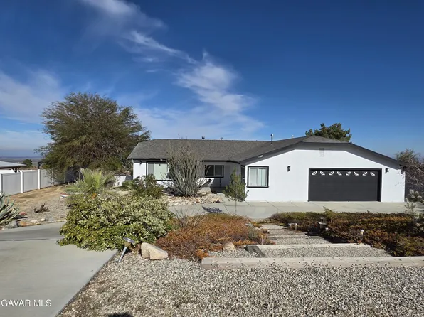 15627 Cypress Point Ave, Llano, CA 93544