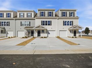 5000 Lacy Ct, Suffolk, VA 23434