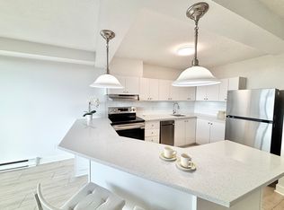 900 Dynes Rd #2209, Ottawa, ON K2C3L6