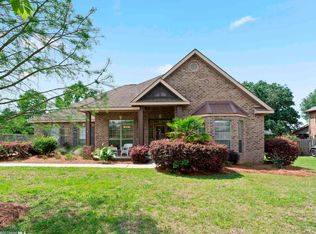 821 Summer Lake St, Fairhope, AL 36532
