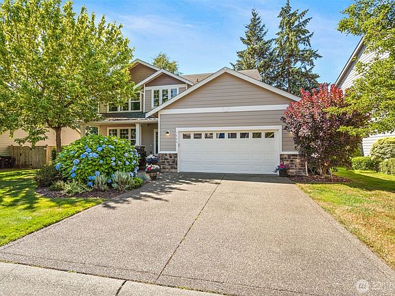 2nd image of 1425 Rockcreek Lane SW