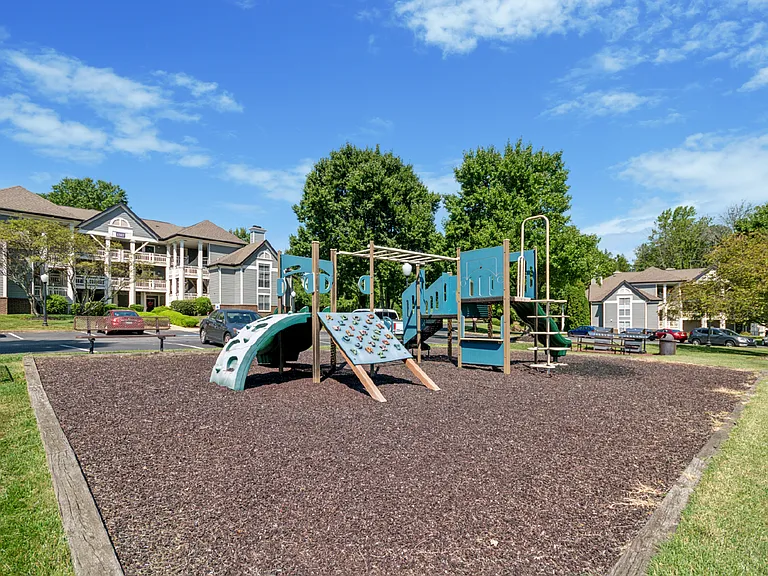 Village at Windermere Apartments — Photo 30