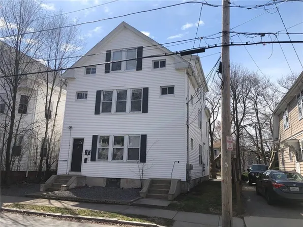105 4th St, Providence, RI 02906