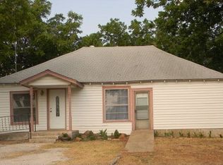 300 S Thomas Ave, Ada, OK 74820
