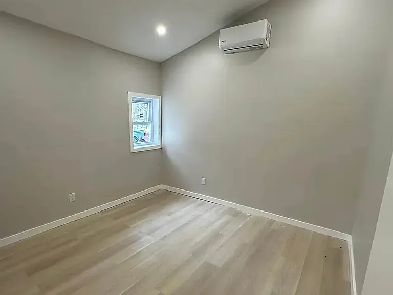 18 Forester Ave #0 — Photo 4