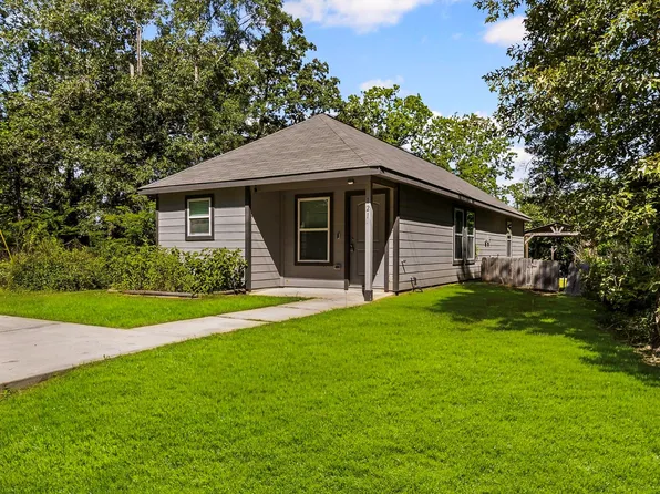 121 Saint Regis, Livingston, TX 77351