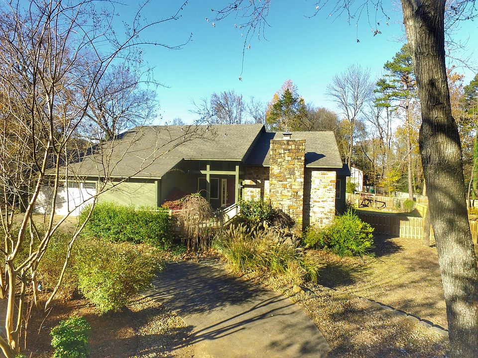 1st image of 310 Pine Hill Dr