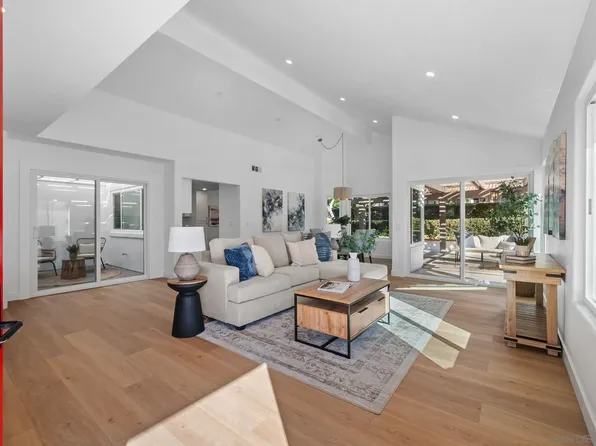 5074 Aegina Way, Oceanside, CA 92056