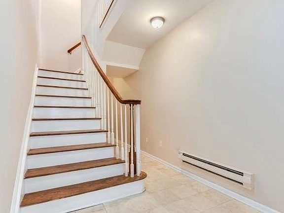 2nd image of 109 Turlington Ct