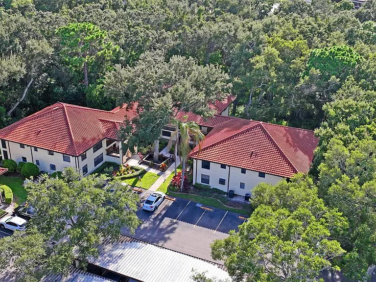 110 Hammock Pine Blvd — Photo 44