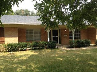 6208 Wrigley Way, Fort Worth, TX 76133