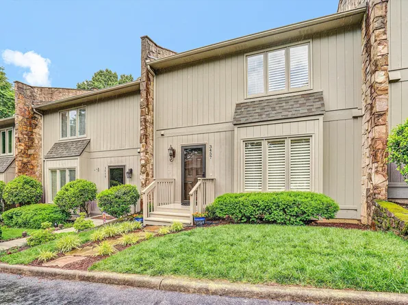 3457 Londonderry Ct, Roanoke, VA 24018