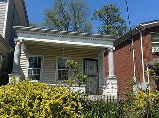 1917 W Chestnut St, Louisville, KY 40203