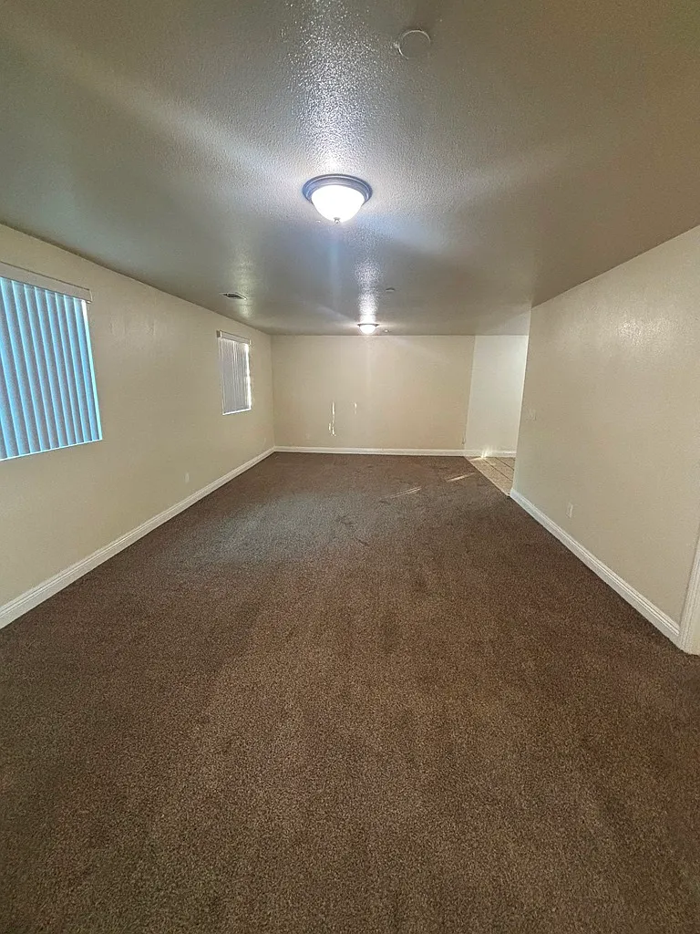 Building Photo - 6609 1/2 Estrella Ave