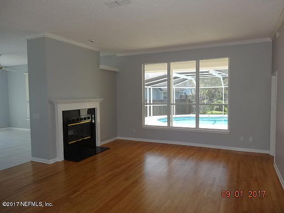 5th image of 1858 Oakbreeze Ct